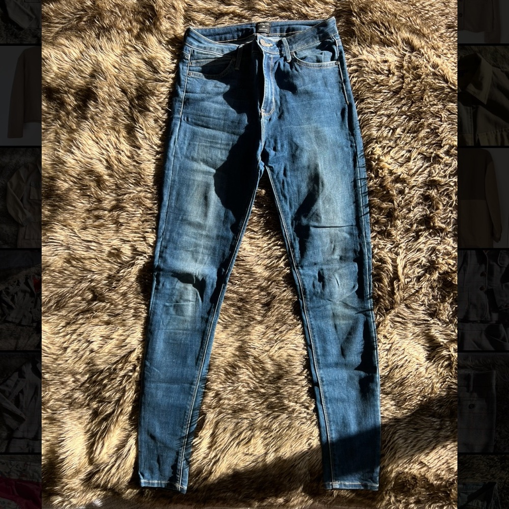 Skinny Blue Jeans